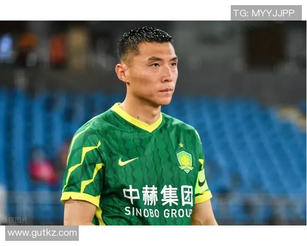 孙国文加盟上海申花引发球迷热议期待新赛季表现精彩纷呈 孙国文加盟上海申花引发球迷热议期待新赛季表现精彩纷呈