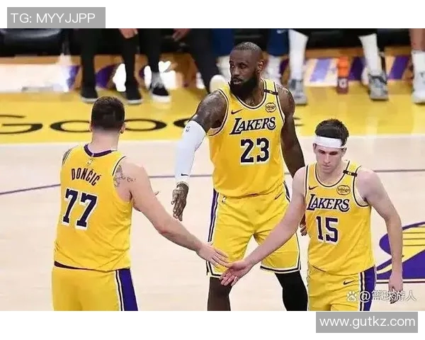 湖人球员大换血，新赛季阵容或将焕然一新
