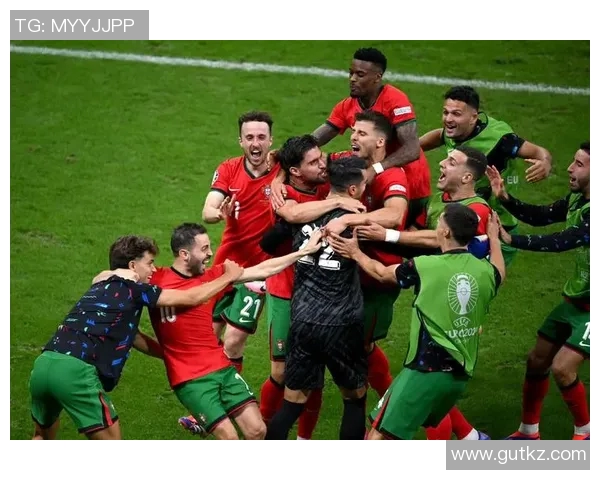 葡萄牙队无缘欧洲杯四强:荣耀与遗憾并存 葡萄牙队无缘欧洲杯四强:荣耀与遗憾并存